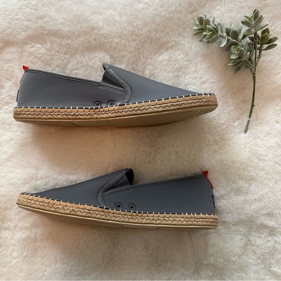 Sea Star | EUC - Mariner Slip On Water Shoes - Men’s - Size 9 - Gray - Picture 1 of 8